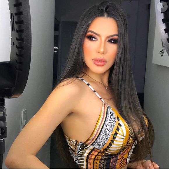 Em 2021, Tamires Assis apareceu completamente diferente em suas redes sociais