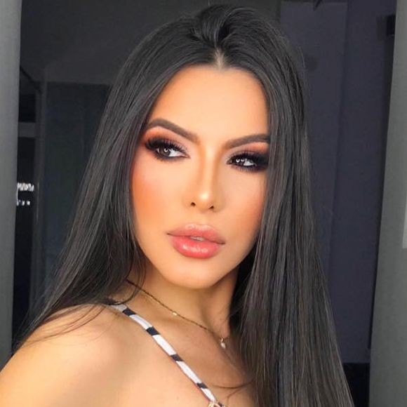 Em 2021, Tamires Assis apareceu completamente diferente em suas redes sociais