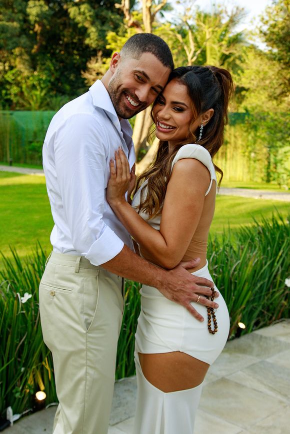 Lexa está grávida do noivo, Ricardo Vianna, pai de outra menina de relacionamento anterior