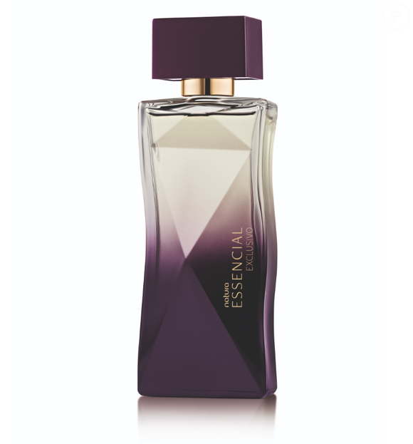 Essencial Exclusivo (Natura) - 25ml - a fragrância floral intensa combina rosa, frésia e magnólia com notas de cassis e mandarina”, criando um perfume marcante para ocasiões especiais, segundo a descrição da marca