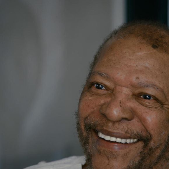 Polêmica na Vila Isabel: Martinho da Vila teve samba-enredo escolhido como único vencedor após escola cogitar unir duas composições