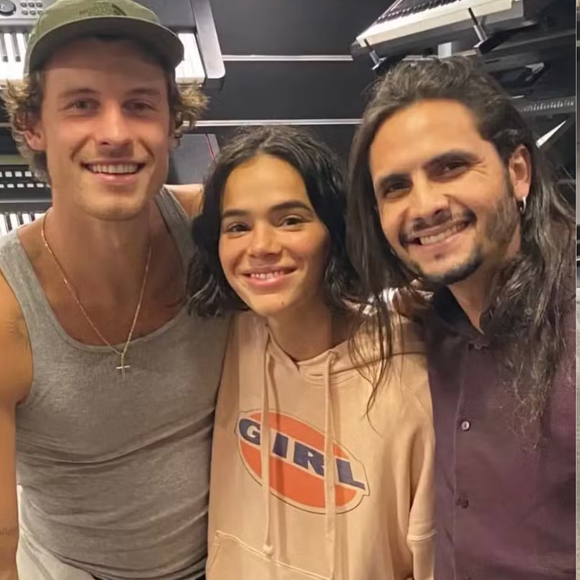 Fofo demais! O detalhe no novo passeio de Bruna Marquezine e Shawn Mendes no Rio de Janeiro que fez músico se derreter pelo gringo: 'Moleque muito maneiro'