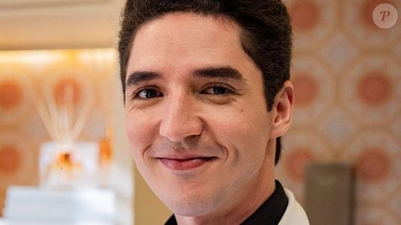 João Vitor Silva se destaca na novela ‘Quem Ama Cuida' como o esteticista Rafael
