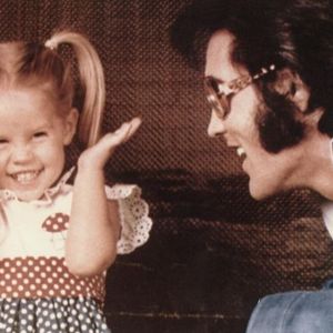 Elvis Presley com a única filha, Lisa Marie Presley