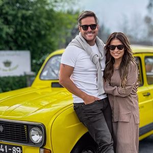 "Eu pesei quase 100kg e meu marido sempre me elogiou, nunca me jogou para baixo e é muito bom quando você encontra seu parceiro pra vida toda", disse Simone