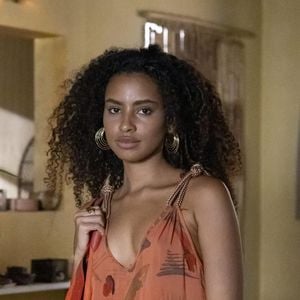 Em 'Mania de Você', da TV Globo, Gabz interpretou Viola, uma das protagonistas da novela. No decorrer da trama, ela já mudou o visual.