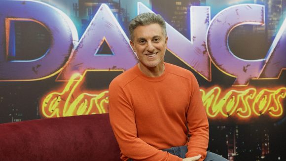 'Acho que vale uma conversa': mensagens inéditas de Luciano Huck a Daniel Vorcaro, do banco Master, revelam chance de negócios envolvendo Familhão, revela Polícia Federal