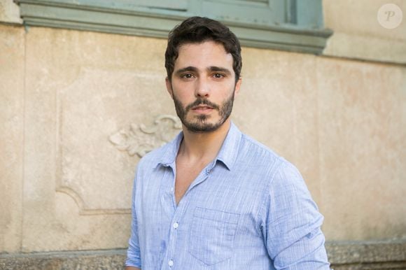 Thiago Rodrigues está no elenco de 'Avenida Brasil 2'