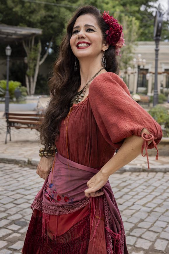 Grupo cigano se posicionou e pediu explicações ao Ministério da Igualdade Racial após cena polêmica da novela 'Êta Mundo Melhor!'