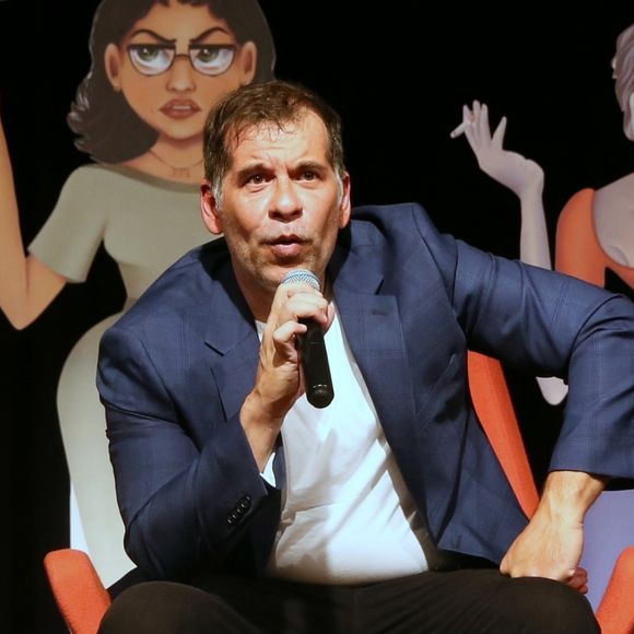 Leandro Hassum fez revelações surpreendentes sobre a história de sua família em entrevista ao podcast ‘Tantos Tempos’
