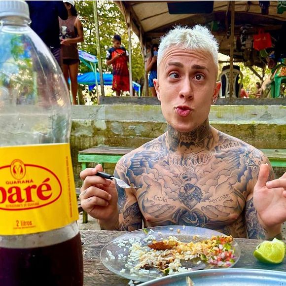 Depois de diversas críticas, MC Daniel fez harmonização facial