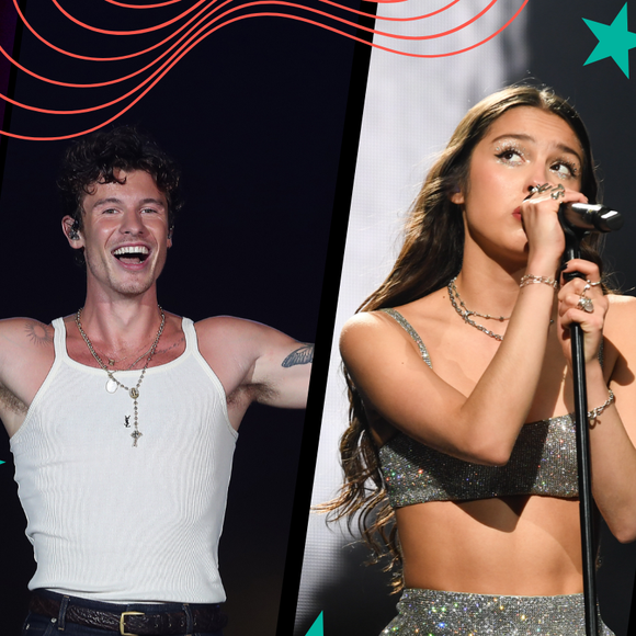 Além do destaque na publicidade, Jão também brilhou no festival, dividindo os holofotes com grandes nomes como Olivia Rodrigo, Rüfüs du Sol e Empire Of The Sun.