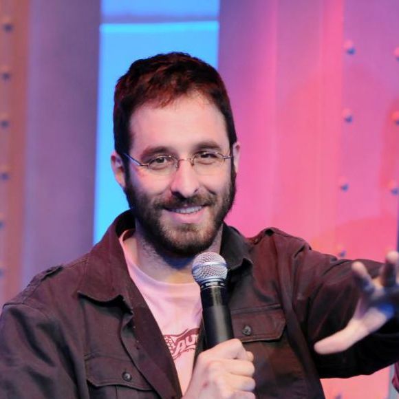 Rafinha Bastos usou de ironia para falar de atores que dentro de seus personagens na TV já cometeram crimes como sequestro e assassinato