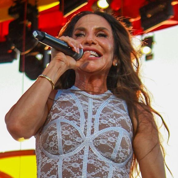 Ivete Sangalo comandou mais um show da turnê Clareou, desta vez em Salvador, na Bahia