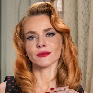 Rotina de cuidados e hidratações frequentes garantem brilho e saúde ao novo visual de Monique Alfradique após ruivo da personagem Tamires na novela 'Êta Mundo Melhor', da TV Globo