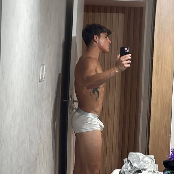 Tiago Ramos também produz conteúdo sensual na plataforma Privacy
