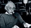 Einstein mantinha uma alimentação simples e, nos seus últimos anos, precisou se tornar vegetariano por recomendação médica