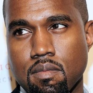 Meu Deus! Kanye West é acusado de 'estupro oral' e agressão sexual por ex-assistente pessoal em segunda queixa