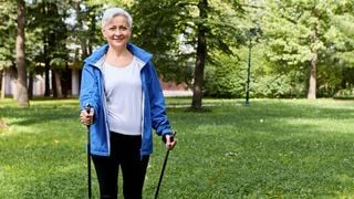 Os treinadores concordam: 'Para quem caminha como única atividade física, fazer treinos intervalados de velocidade é uma das técnicas mais eficazes para acelerar o metabolismo e queimar gordura'