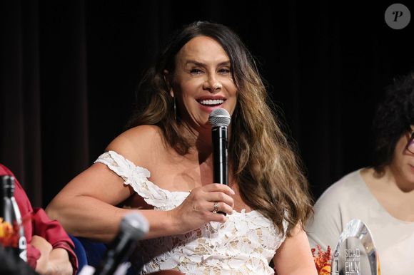 Karla Sofia Gascón comenta sobre comparações com Fernanda Torres