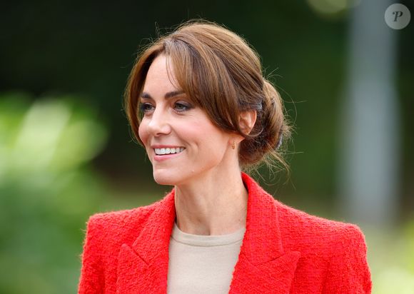 Cabelo em tonalidades de mel transmitem uma elegância mais discreta e é boa aposta para o Outono 2026