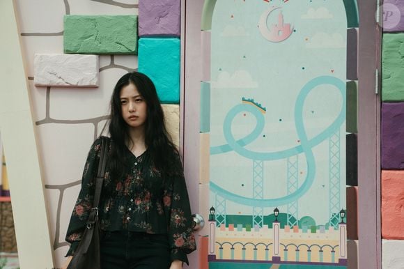 Além do protagonista, o elenco também conta com Go Min-si, que participou de 'Gostinho de Amor', Kim Min-ha, de 'Pachinko', e Lee Hee-jun, de 'Carma'