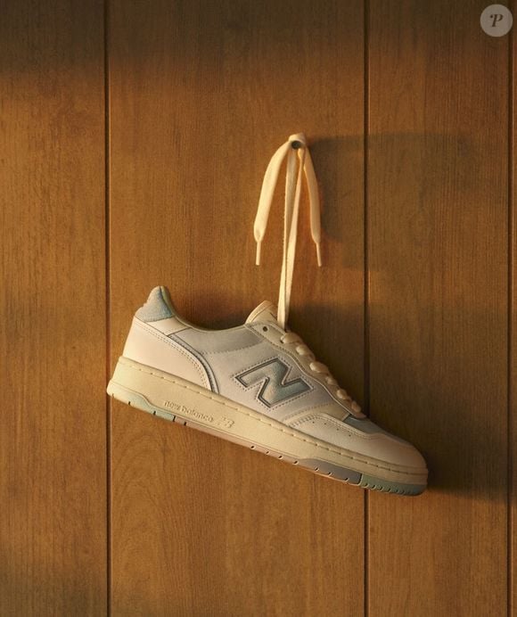 Novo tênis da New Balance resgata o estilo das quadras dos anos 1980 e aposta em conforto para o dia a dia