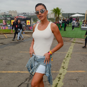 Regata branca: Bruna Marquezine, Sasha e mais 15 famosas fãs da peça que tem poder de transformar um look. Fotos!