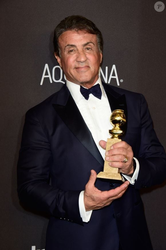 A salada também é indispensável no jantar de Sylvester Stallone, que costuma combinar os legumes e vegetais com pão torrado e carne de bezerro