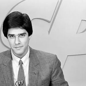 William Bonner se mostrou incomodado com tamanho do nariz no final dos anos 1980: 'As luzes da TV disfarçam, por exemplo, o meu nariz gigantesco'