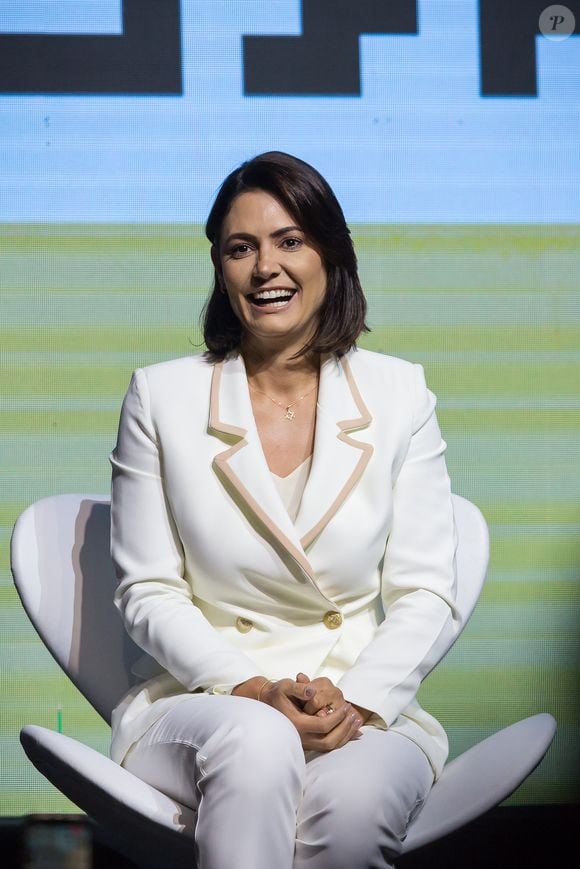 Michelle Bolsonaro foi chamada de ‘nojenta e asquerosa’ por Joice Hasselmann