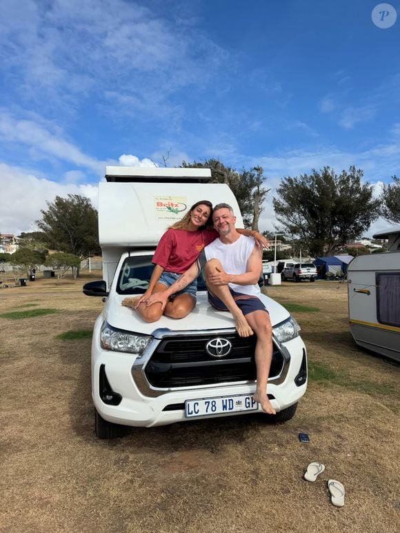 Lucas Lima mostrou que em janeiro viajou ao lado da nova namorada