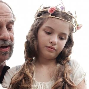 'Dona Beja' acerta em elenco, figurino e caracterização; novela tem apenas 40 capítulos