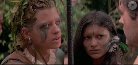 Dira Paes tinha apenas 15 anos quando estrelou seu primeiro filme, 'A Floresta das Esmeraldas'