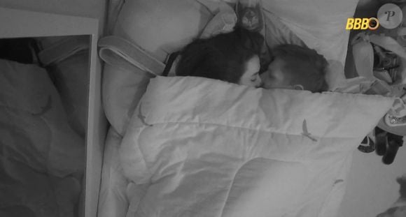 Jordana e Jonas esconderam os beijos dos outros participantes do programa