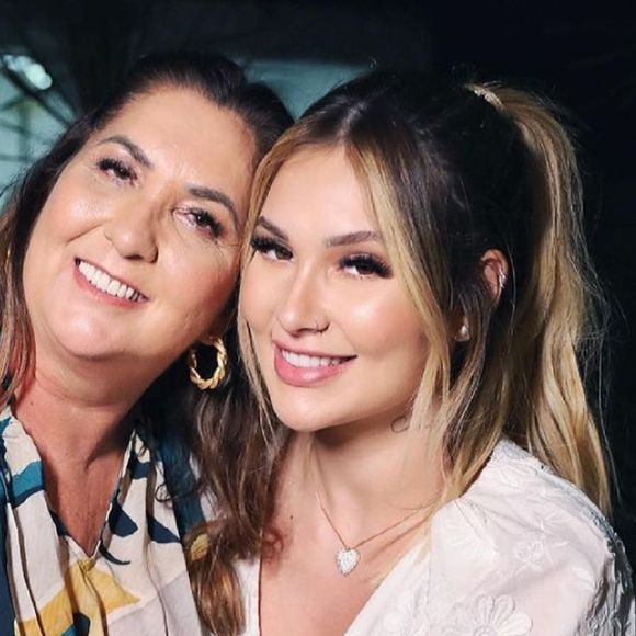 De acordo com o colunista, Danilo Nascimento, suposto affair de Margareth Serrão, mãe de Virginia Fonseca, tem 38 anos, é católico e apoiador do ex-presidente Jair Bolsonaro.