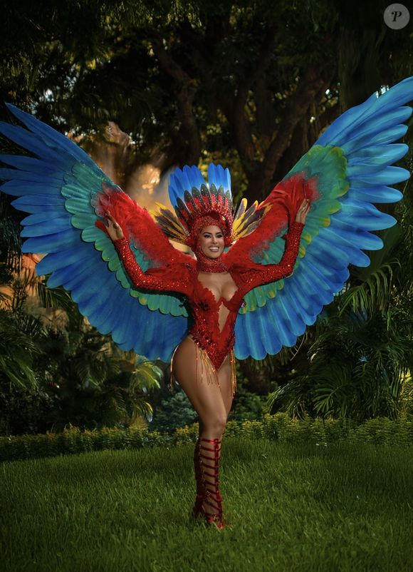 Na tarde desta quinta-feira (27), a diretoria da Acadêmicos do Tucuruvi tem a honra de anunciar a Cunhã, como uma das grandes destaques durante o desfile da agremiação