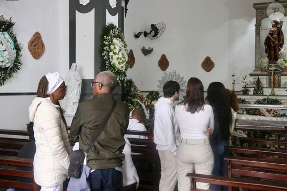 O sepultamento de Anita Nobre está marcado para as 13h desta terça-feira (11), após o velório realizado na capela da igreja do Cemitério São João Batista, no Rio de Janeiro