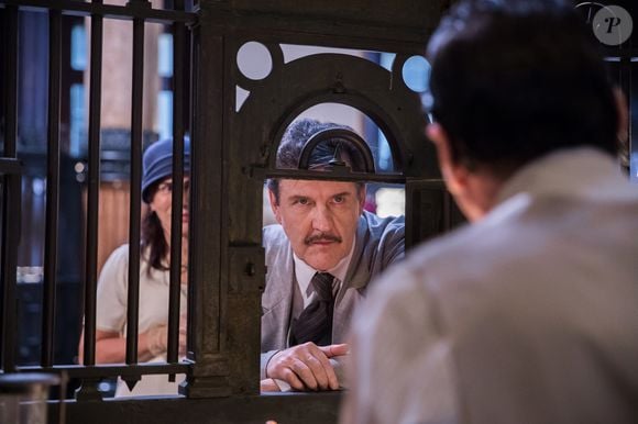 Novas regras do empréstimo consignado fetam a vida do trabalhador CLT, mas torna opção mais fácil - foto ilustrativa da novela 'Éramos Seis'