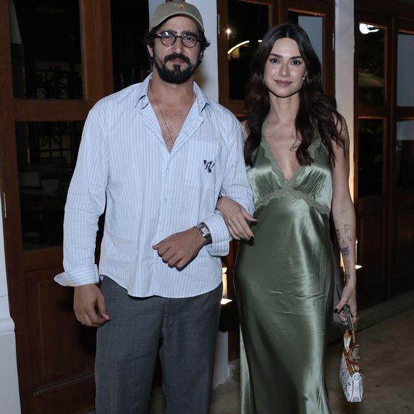 Renato Goes e Thaila Ayala no aniversário de Carolina Dieckmmann