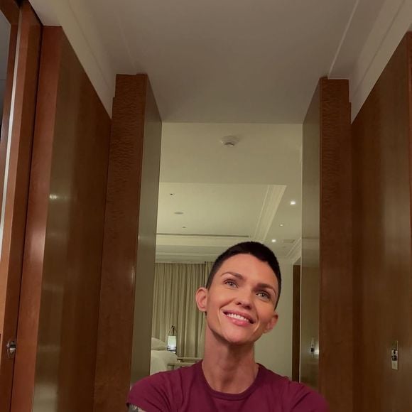 A atriz australiana Ruby Rose, conhecida mundialmente por seu papel na série ‘Orange Is the New Black’, acusou publicamente Katy Perry de assédio sexual