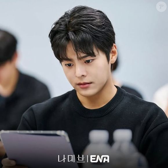 Ryeoun revelou que se inspirou em aspectos de sua própria carreira para incorporar o personagem