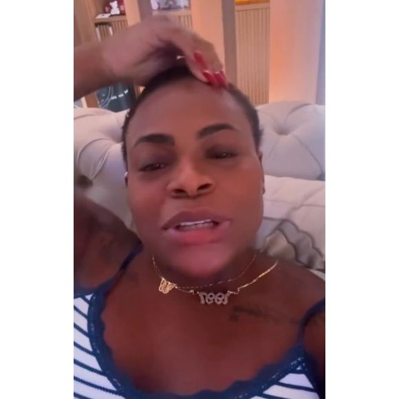 Cantora alfinetou a antiga escola e agora ganha casa nova no coração azul e branco, afirma Metrópoles