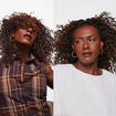 O novo cabelo moreno iluminado de Liniker é a inspiração necessária para seu setembro: cantora atualiza tom dos fios cacheados e opina sobre novo visual. 'Mudar nem sempre é sobre cortar pela raiz'