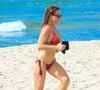 'Nunca tinha visto algo parecido, parecia um filme. Foi assustador! Deixei tudo na areia e saí correndo também', afirmou Rita Guedes sobre briga de gangues em 11 de setembro de 2005 em praia do Rio - na foto, artista em 2026
