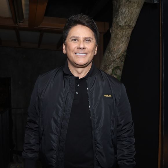 César Filho, apresentador do SBT, foi alvo de uma confusão nas redes sociais nesta segunda-feira (10)