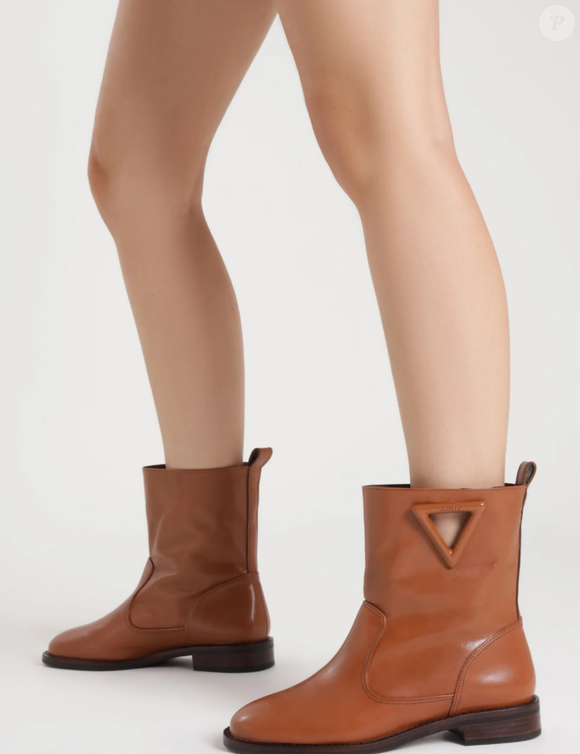 Alternativas muito mais estilosas que as tradicionais galochas chamam atenção das fashionistas