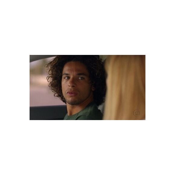 João Henrique Gago, Valdo de 'Avenida Brasil' foi um personagem frentista e corrompido por Carminha (Adriana Esteves), aceitando dinheiro para espionar e trair a confiança de Nina (Débora Falabella), roubando fotos comprometedoras para a vilã