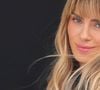 Novo visual de Carolina Dieckmmann! A atriz deixou para trás o corte criado para viver Diná na adaptação de 'A Viagem', surgiu com cabelos longos e loiros e encantou os fãs nas redes sociais