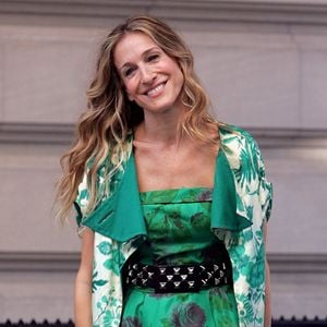 Queda de colágeno após a menopausa impacta firmeza e densidade da pele, alertam especialistas